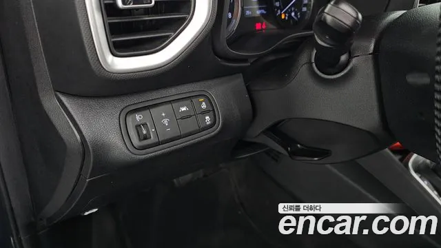 Hyundai Venue — Фото автомобиля 19