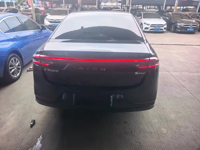 GAC Aion S Plus — Фото автомобиля 12