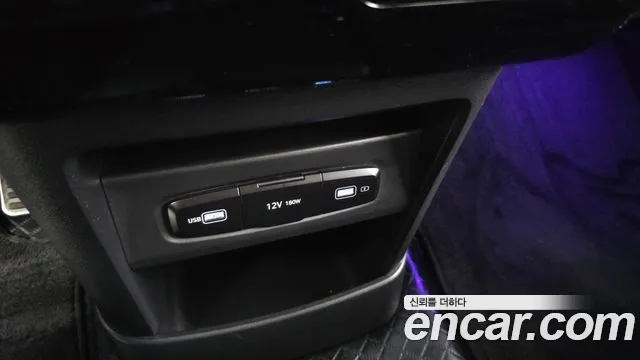 Hyundai Staria Staria 4WD Lounge 9 мест — Фото автомобиля 30