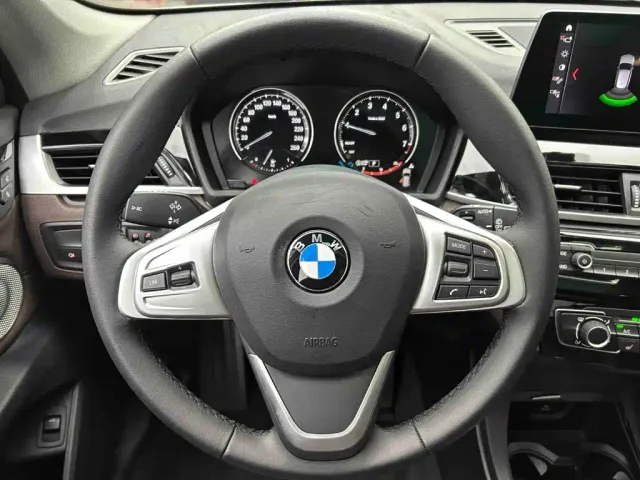 BMW X1 — Фото автомобиля 9
