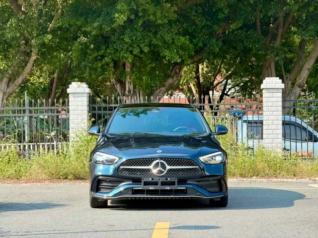 Mercedes-Benz C-Class — Фото автомобиля 2