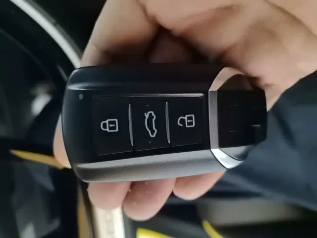 Dongfeng Aeolus Yixuan 2021 230T Auto Hunting Knight Edition — Фото автомобиля 8