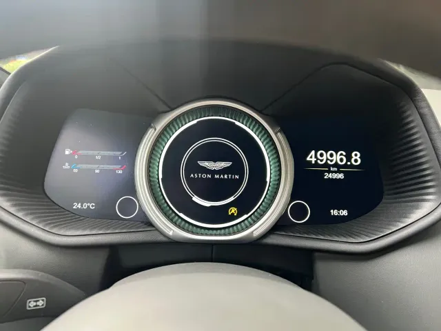Aston Martin DB11 — Фото автомобиля 7