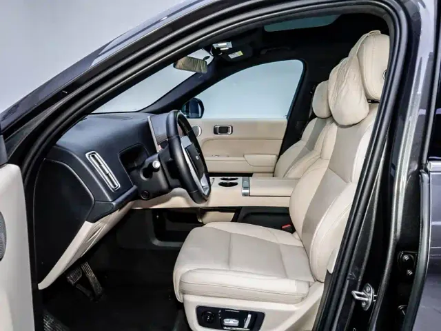 Li Auto L8 — Фото автомобиля 10