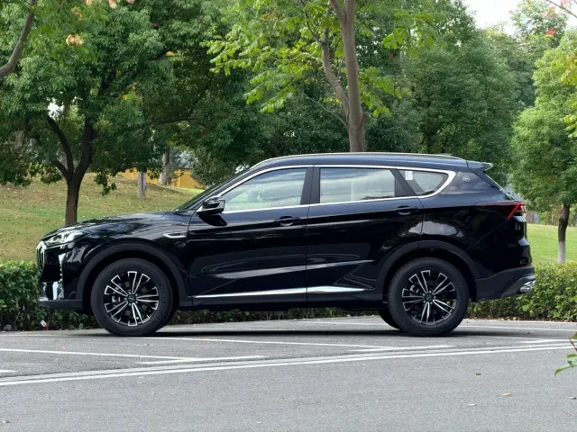 Jetour X70 Plus — Фото автомобиля 7