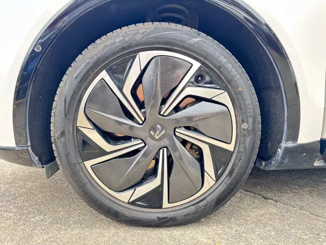 Roewe Feifan R7 2022 Long Range Premium Edition — Фото автомобиля 19