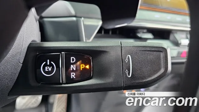 Kia EV9 — Фото автомобиля 12