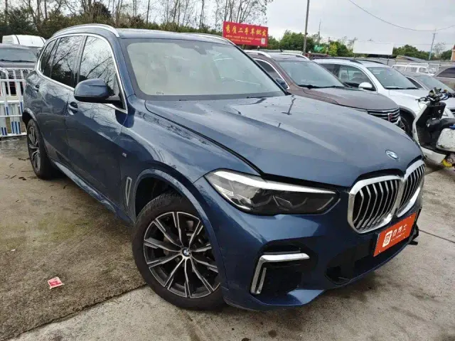 BMW X5 — Фото автомобиля 3