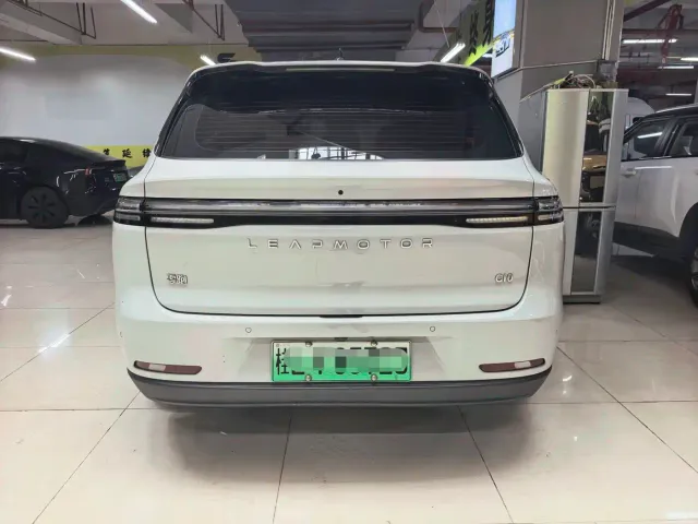 Leapmotor C10 — Фото автомобиля 7