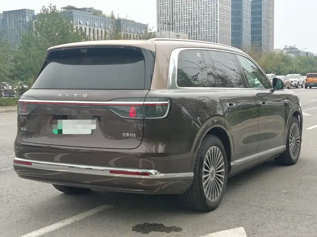 AITO Wenjie AITO M9 — Фото автомобиля 2