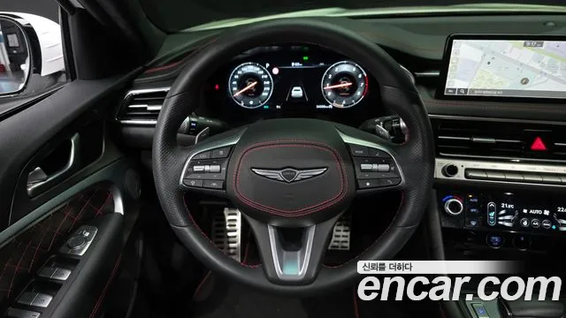 Genesis G70 — Фото автомобиля 13