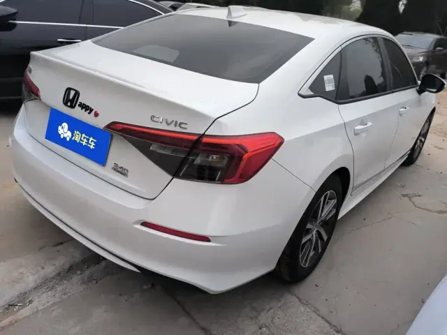 Honda Civic — Фото автомобиля 3