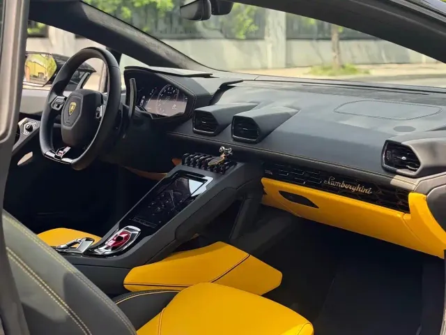 Lamborghini Huracan — Фото автомобиля 5