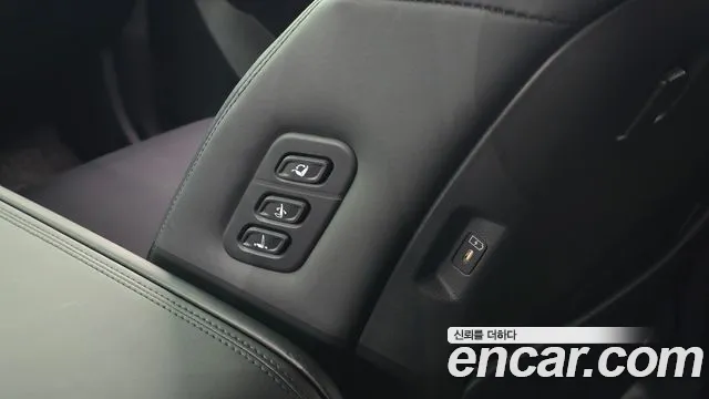 Hyundai Santa Fe MX5 — Фото автомобиля 28