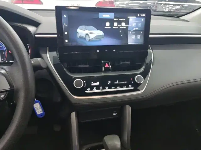 Toyota Frontlander — Фото автомобиля 12