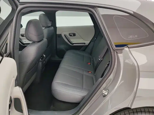 Leapmotor Lafa 5 — Фото автомобиля 11