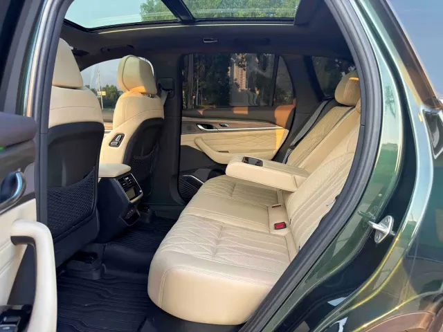 Geely Xingyue L — Фото автомобиля 9