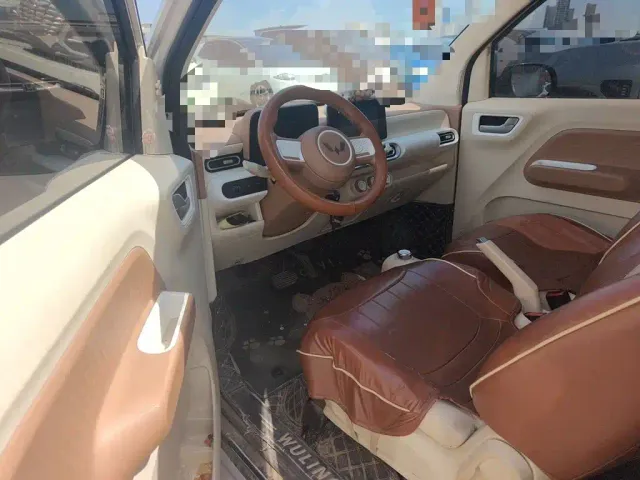 Wuling Hongguang Mini EV — Фото автомобиля 12