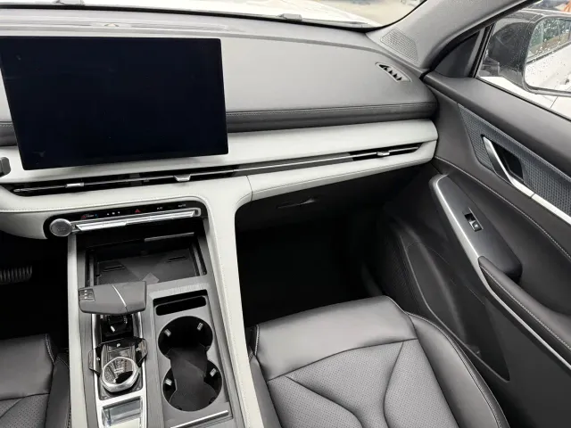 Changan CS75 Plus — Фото автомобиля 7