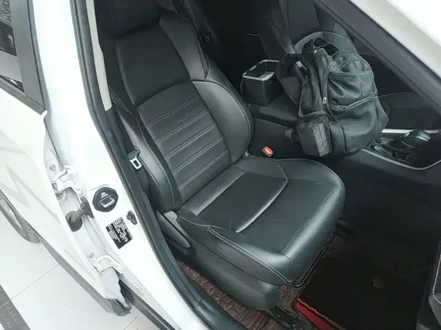 Toyota Wildlander — Фото автомобиля 24
