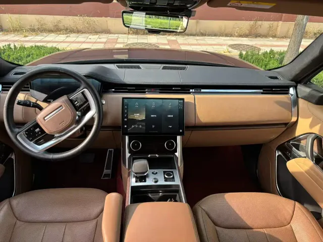 Land Rover Range Rover — Фото автомобиля 6