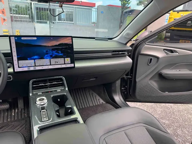 Wuling Starlight — Фото автомобиля 11