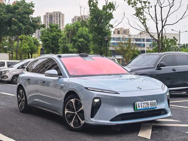 Nio ET5 Touring — Фото автомобиля 3