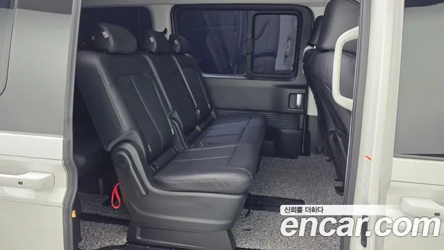 Hyundai Staria Staria — Фото автомобиля 12