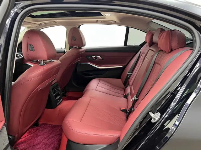 BMW 3 Series — Фото автомобиля 14