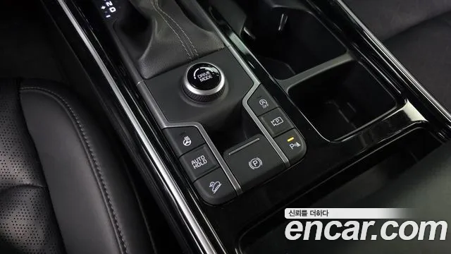 Kia Sorento Sorento 4-е поколение Бензин 2.5T 2WD — Фото автомобиля 24