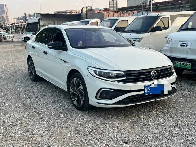 Volkswagen Bora — Фото автомобиля 3