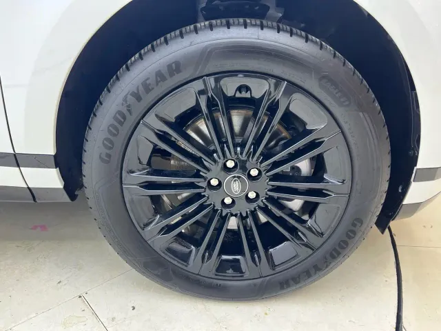Land Rover Range Rover Evoque — Фото автомобиля 25