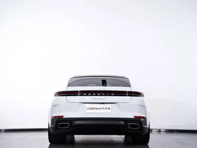 Porsche Panamera — Фото автомобиля 7