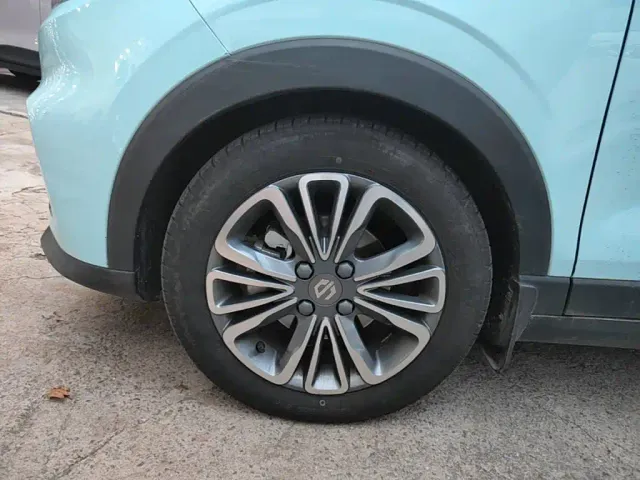 Leapmotor T03 — Фото автомобиля 22