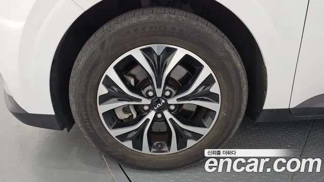 Kia Canival Carnival 4 поколение 9 мест Prestige — Фото автомобиля 5