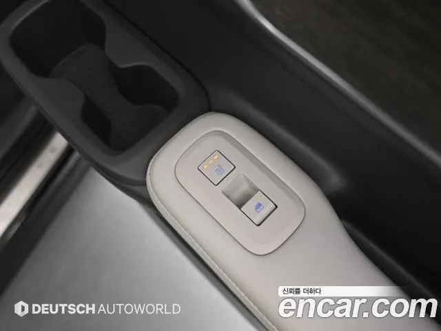 Hyundai Santafe Santa Fe (MX5) Бензин 2.5T 2WD — Фото автомобиля 16