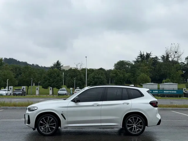 BMW X3 — Фото автомобиля 4
