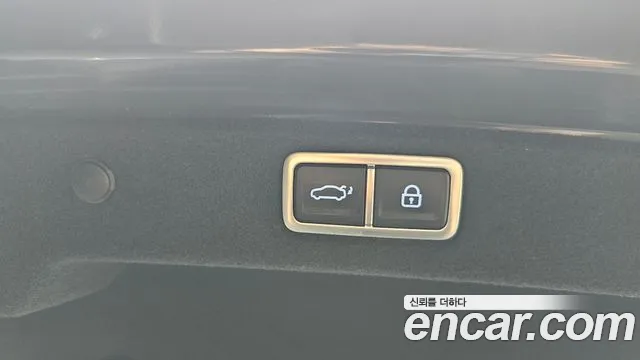 Hyundai Grandeur GN7 — Фото автомобиля 16