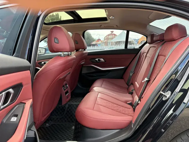 BMW 3 Series — Фото автомобиля 6
