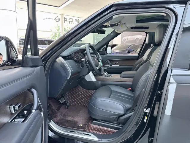 Land Rover Range Rover — Фото автомобиля 17