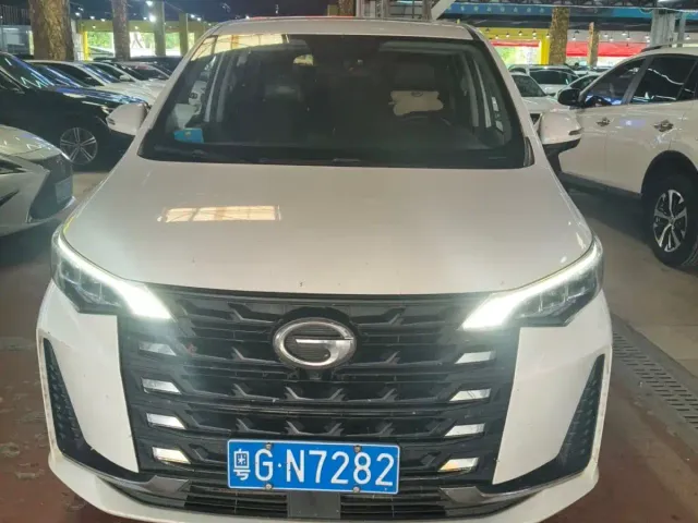 GAC Trumpchi M6 — Фото автомобиля 2