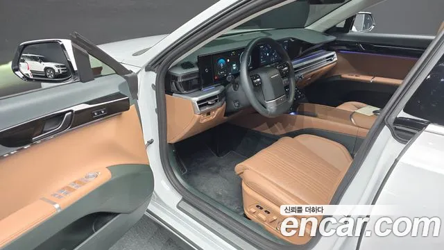 Hyundai Grandeur Grandeur (GN7) 2.5 Бензин 2WD — Фото автомобиля 10