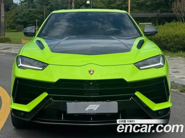 Lamborghini Urus — Фото автомобиля 2