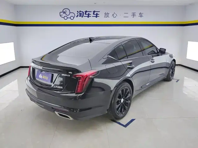 Cadillac CT5 — Фото автомобиля 3