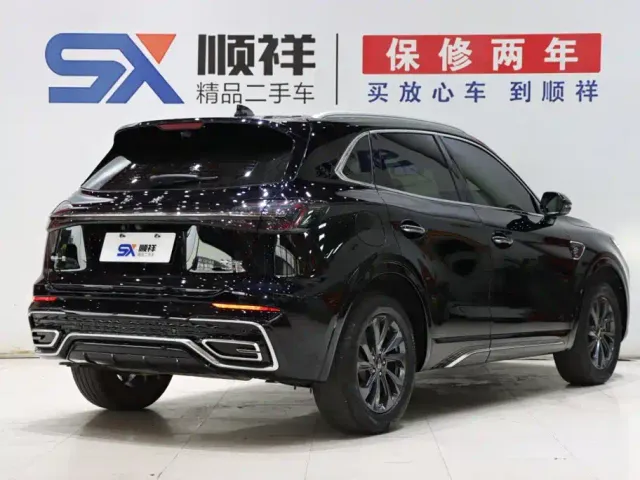 Hongqi HS5 — Фото автомобиля 4