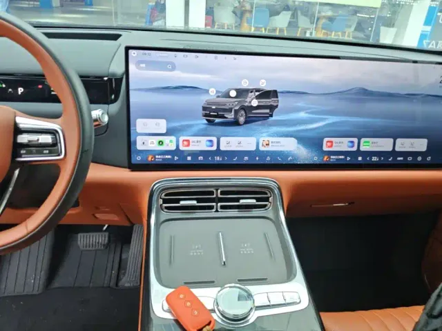 Geely Galaxy M9 — Фото автомобиля 12