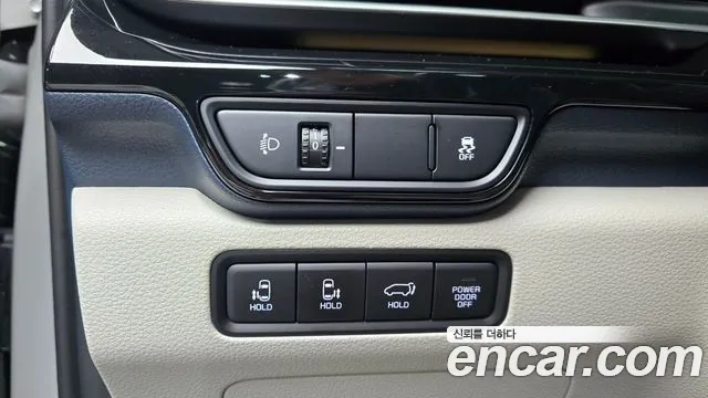 Kia Carnival — Фото автомобиля 14