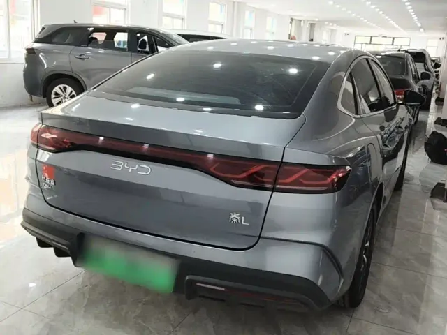 BYD Qin L — Фото автомобиля 6