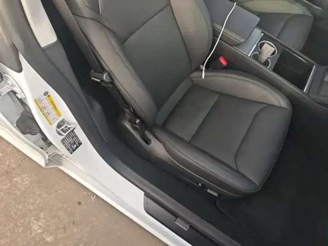 Tesla Model 3 2025 Model Year Facelift Rear-Wheel Drive — Фото автомобиля 24