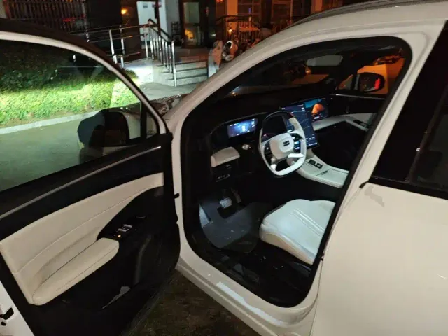Geely Galaxy L7 — Фото автомобиля 12